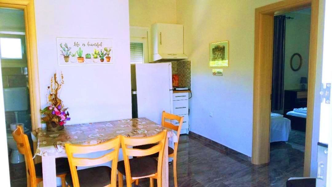 Cristi Apartments Skala Rachoni  Extérieur photo